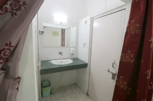 shikharji-single_room-nonac-extra_large-3