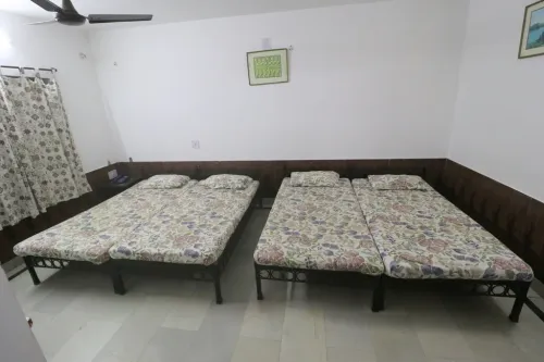 shikharji-single_room-nonac-extra_large-7